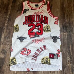 Jordan Nike basketball jersey size L like new never worn